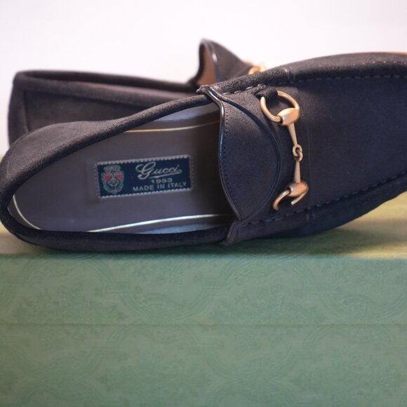 Gucci Black Loafers with Gold Accent main image 6